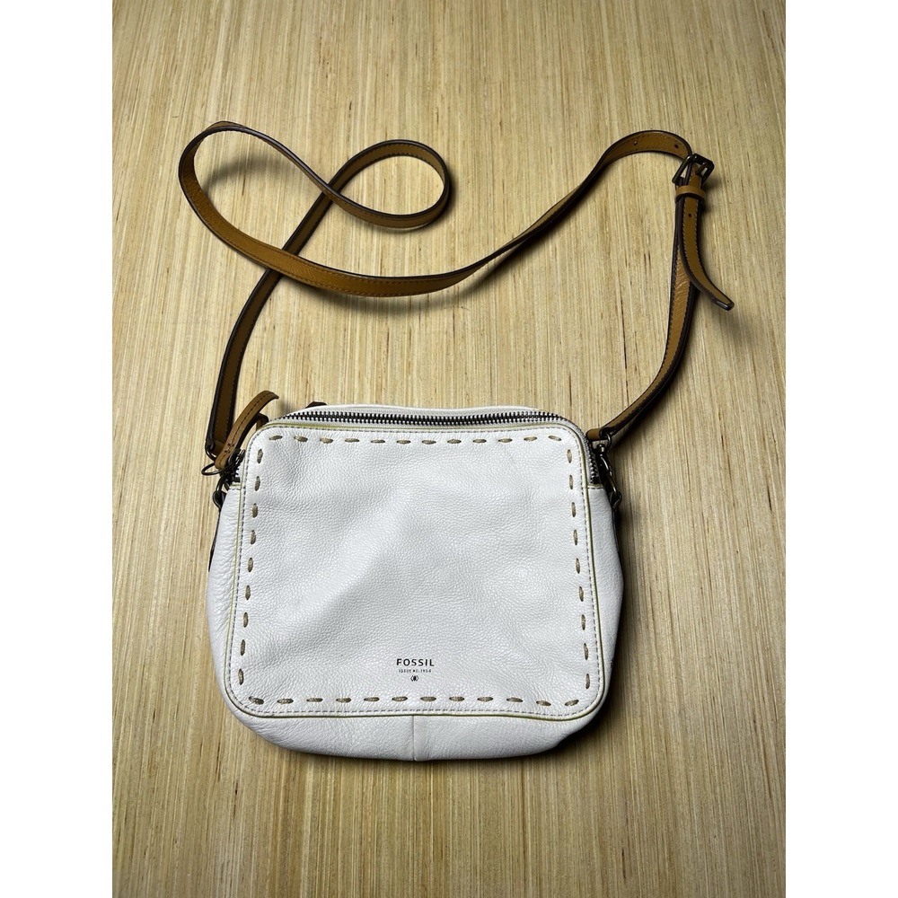 Fossil Sydney Leather Pick Stitch Crossbody Bag in white pebbled leather